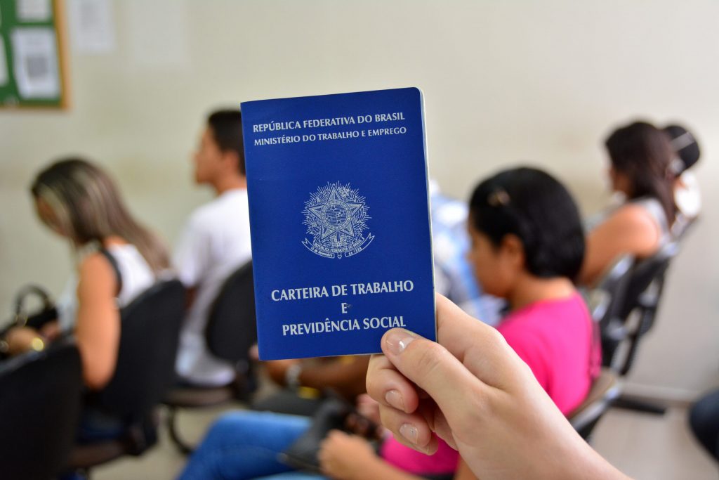 paraiba-tem-quase-900-vagas-de-emprego